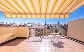 Apartments Vezenska